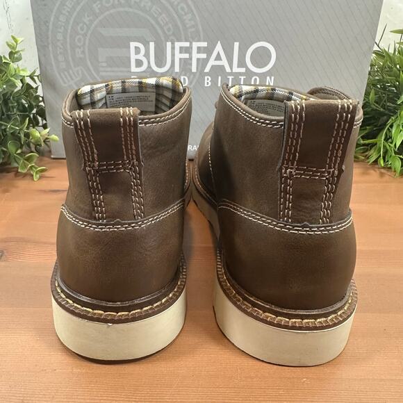 Buffalo David Bitton Men\'s Metcalf Brown Chukka Boots Size 12